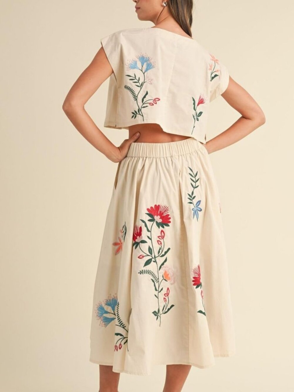Floral Embroidery Boho Dress Set - Sleeveless Tank Top & Loose Fit Skirt - Picture 2 of 6